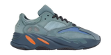 adidas Yeezy Boost 700
Faded Azure(USED)