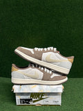 Jordan 1 Retro Low OG Year of the Rabbit USED