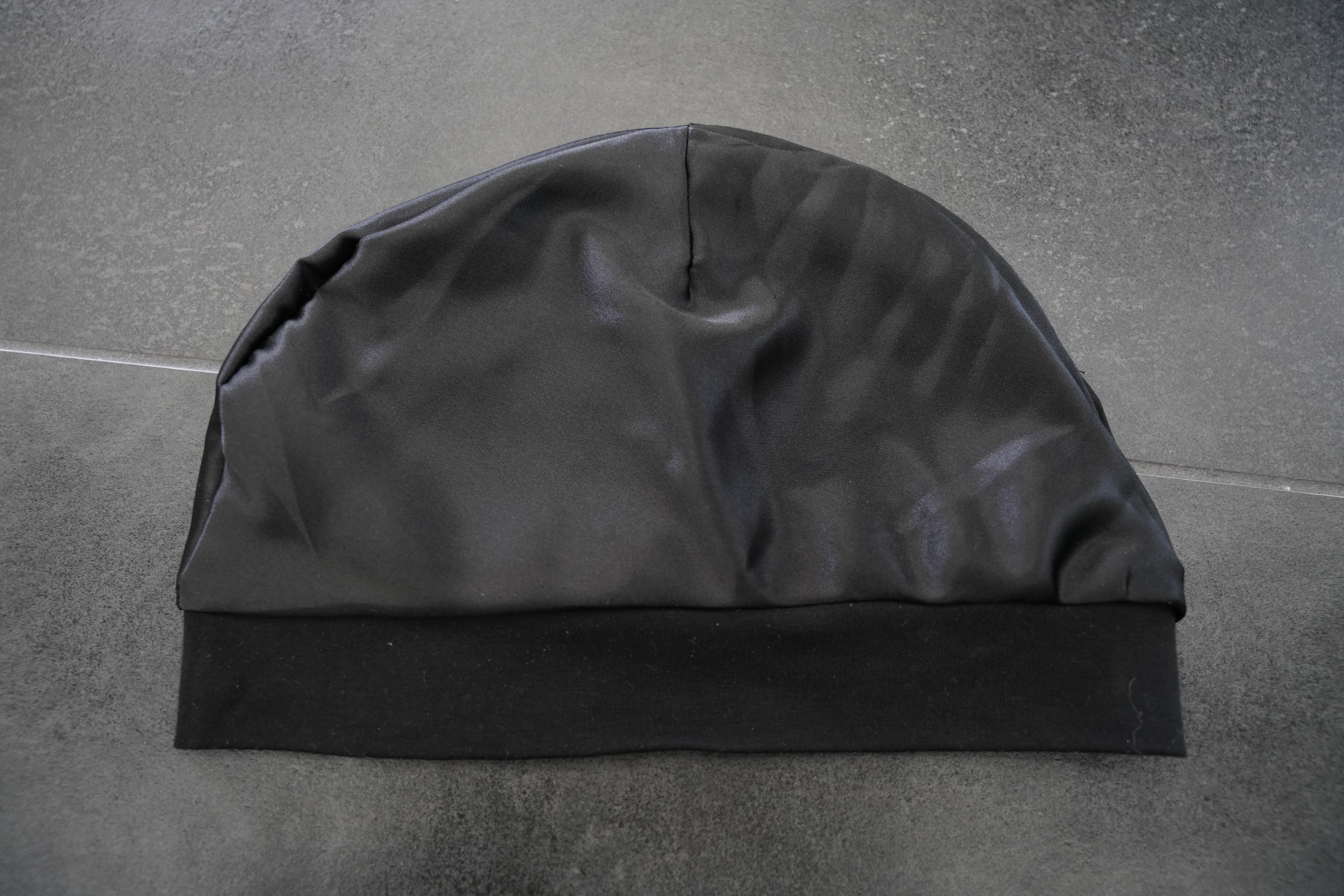Maxed Out Black Skull Cap