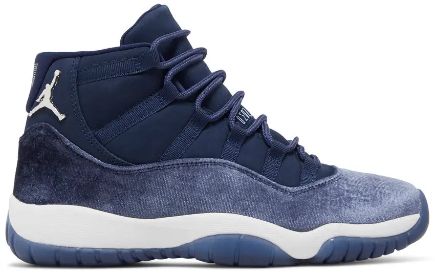 Jordan 11 Retro Midnight Navy (Women's)*USED*